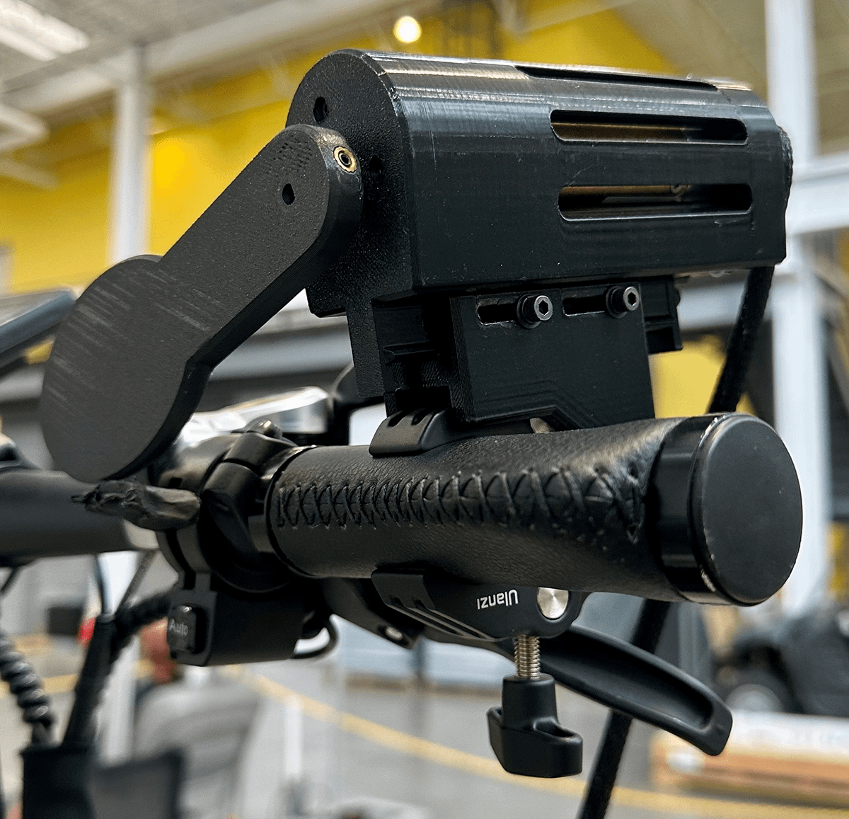 THROTTLE CONTROL ASSEMBLY (1)