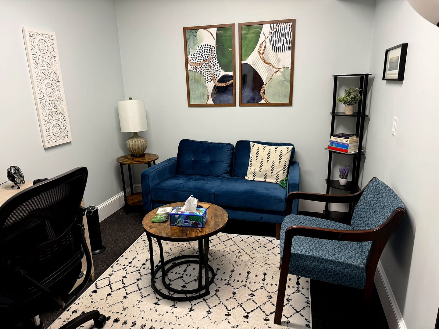 Robintek Rentals office 102 great space for meeting with clients