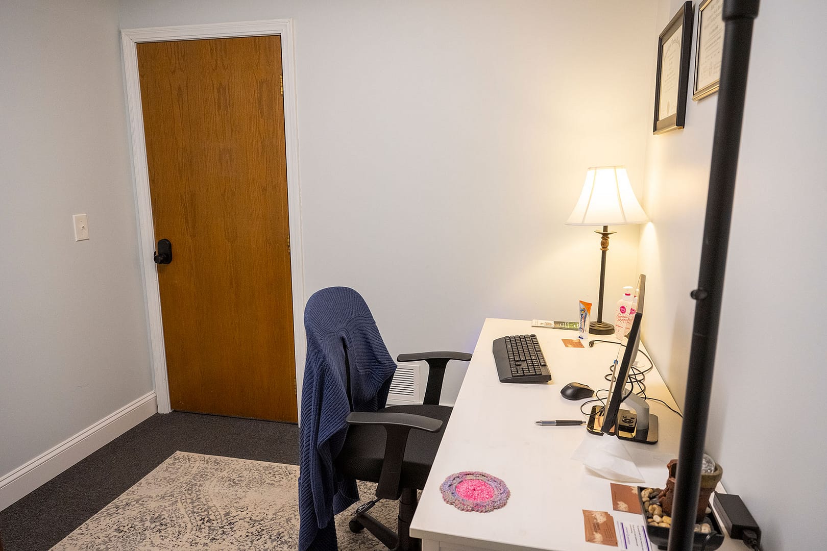 Robintek Rentals office 101 desk setup
