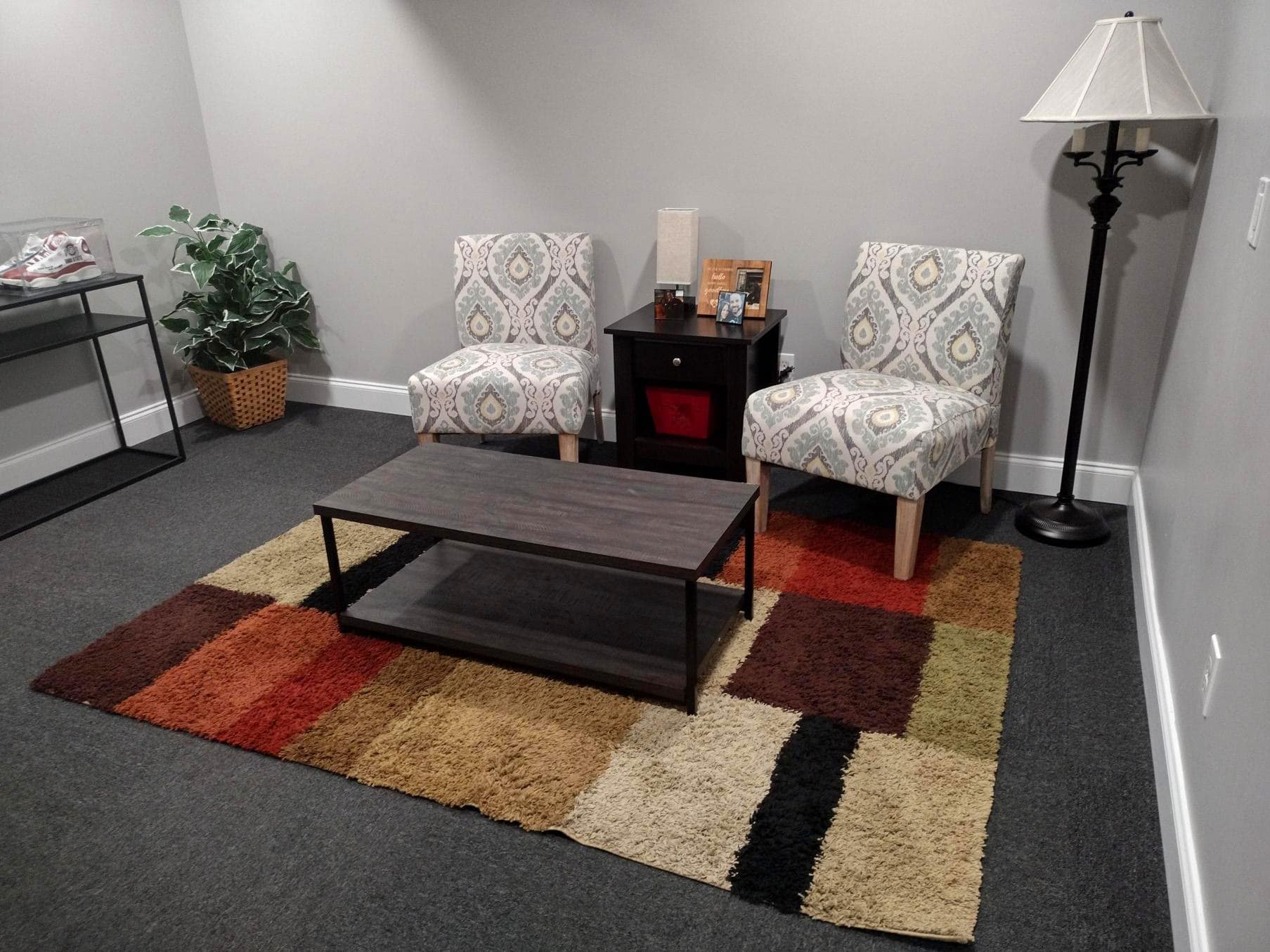 Double Office 106 Sitting Area