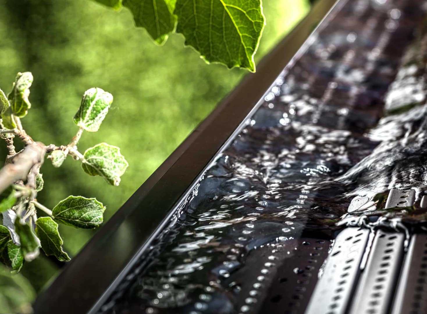 Gutter Guard Pro with enhanced u-shaped design