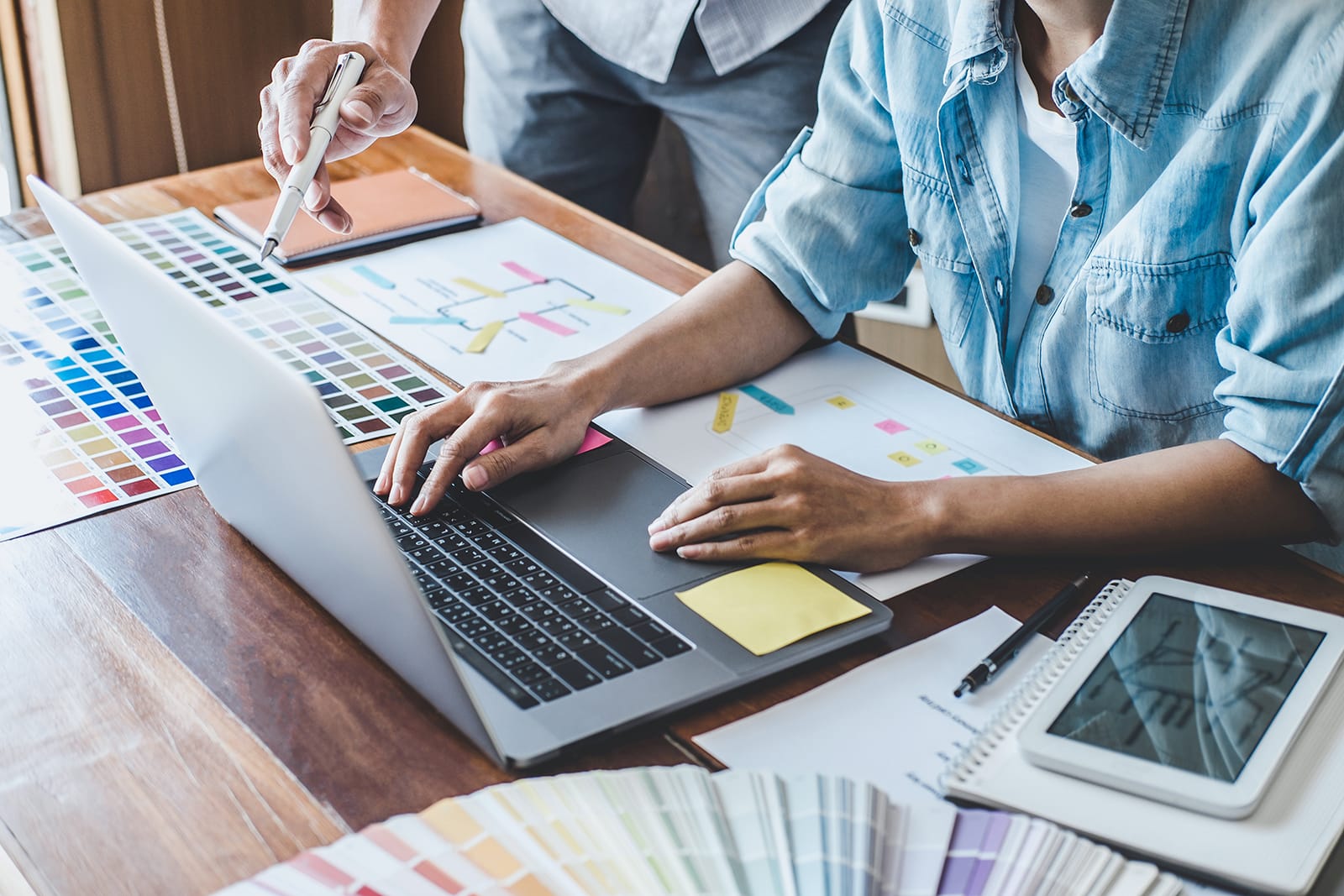 custom website design team working on design
